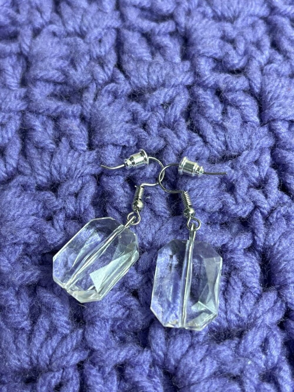 Clear Faceted Plastic Rectangle Bead Dangle Earrings Silvertone Hooks 7/8 inch